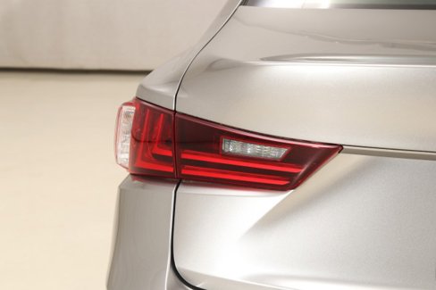 Used 2016 Lexus IS 300 AWD image 21