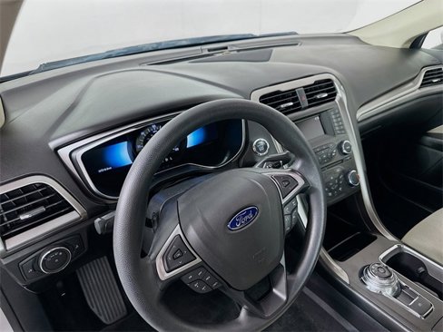 Used 2018 Ford Fusion S image 9