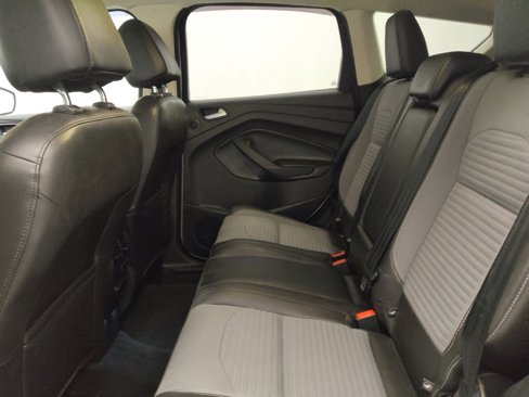 Used 2017 Ford Escape Titanium image 18