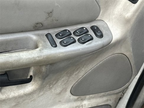 Used 2000 Ford Explorer XL image 10