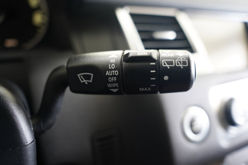 Used 2011 Land Rover Range Rover Sport HSE image 15