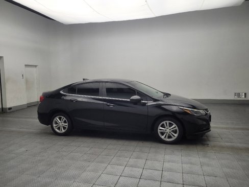 Used 2018 Chevrolet Cruze LT w/ Convenience Package image 11