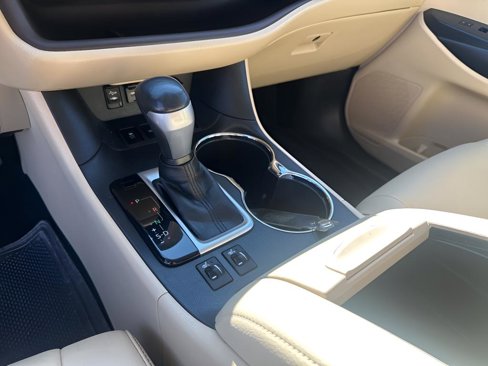 Used 2019 Toyota Highlander XLE image 36