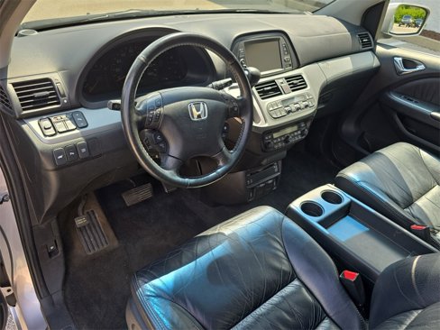 Used 2010 Honda Odyssey Touring image 10