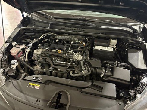 Used 2023 Toyota Corolla LE image 19