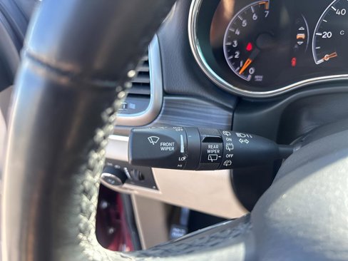 Certified 2020 Jeep Grand Cherokee Limited w/ Luxury Group II image 29