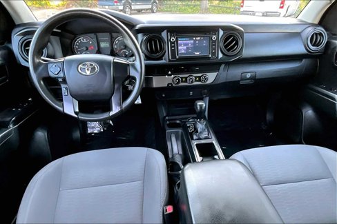 Used 2017 Toyota Tacoma SR image 15