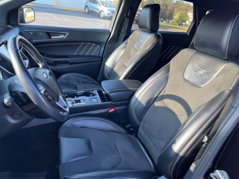 Used 2020 Ford Edge ST w/ Equipment Group 401A image 10