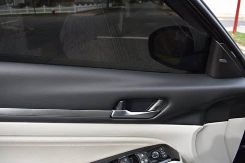 Used 2023 Nissan Altima 2.5 SV w/ SV Premium Package image 11