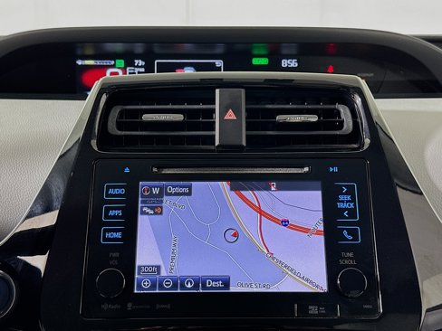Used 2016 Toyota Prius Four image 22