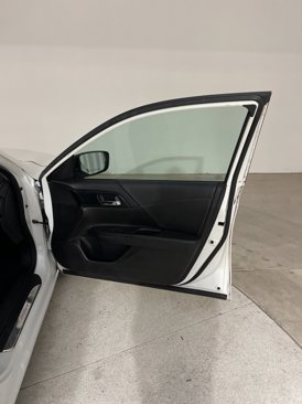 Used 2013 Honda Accord Sport image 18