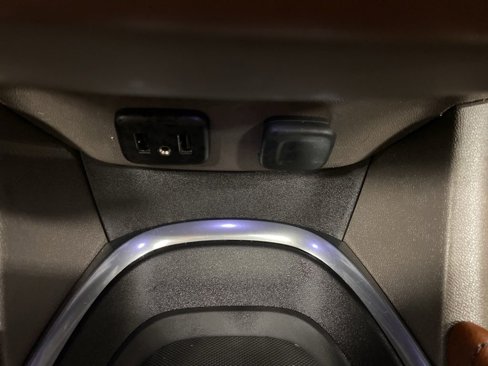 Used 2016 Chevrolet Malibu Premier w/ Driver Confidence Package image 43