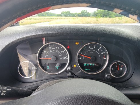 Used 2013 Jeep Wrangler Unlimited Sport image 15