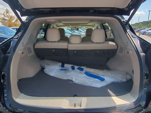 Used 2017 Nissan Murano Platinum image 29