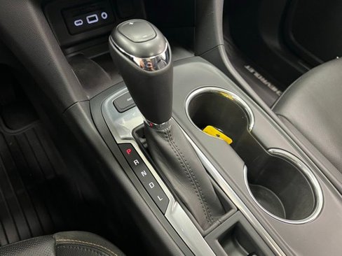 Used 2019 Chevrolet Equinox Premier image 18