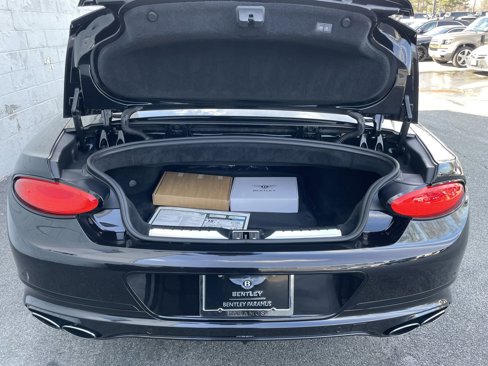 Used 2023 Bentley Continental GT Azure image 35
