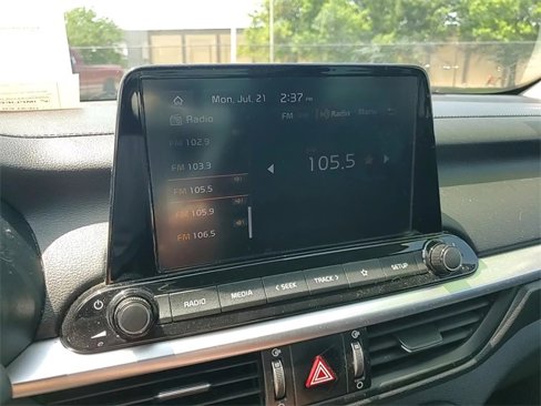 Used 2022 Kia Forte LXS w/ LXS Technology Package image 17