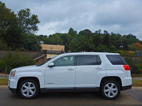 Used 2017 GMC Terrain SLE image 6