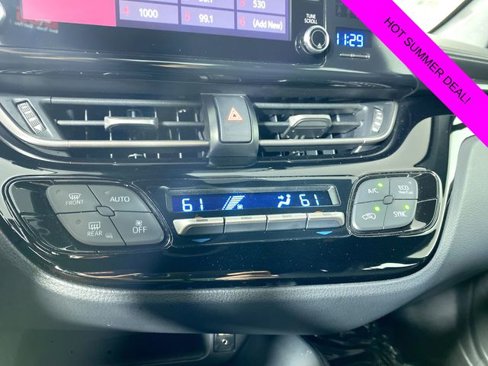 Used 2019 Toyota C-HR XLE image 10
