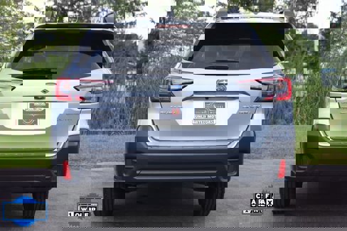 Used 2022 Subaru Outback Premium image 58