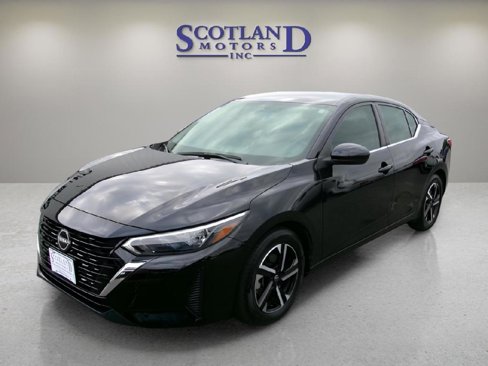 Used 2024 Nissan Sentra SV image 2
