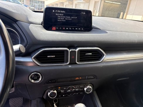 Used 2017 MAZDA CX-5 Touring image 19
