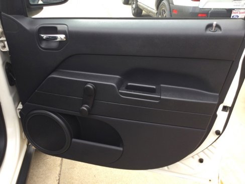 Used 2010 Jeep Compass Sport image 16