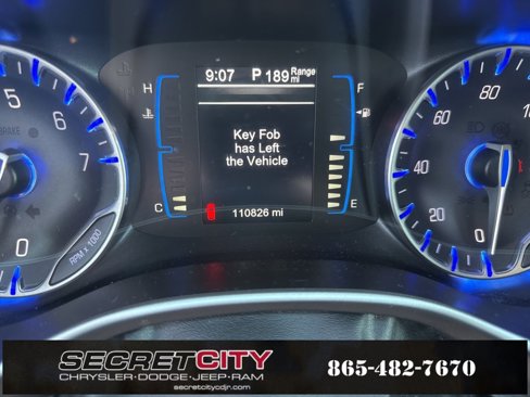 Used 2017 Chrysler Pacifica Touring-L image 31
