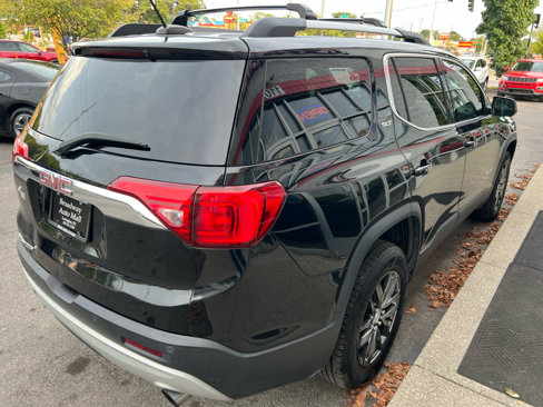 Used 2017 GMC Acadia SLT image 7