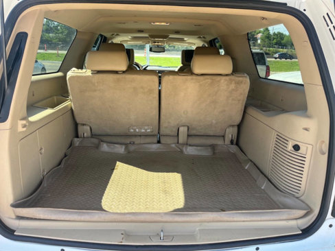 Used 2011 Chevrolet Suburban LT w/ Luxury Package image 9