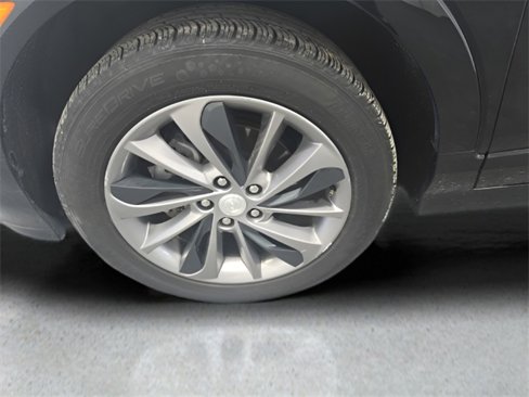 Used 2022 Buick Encore GX Preferred w/ Sport Touring Package image 32