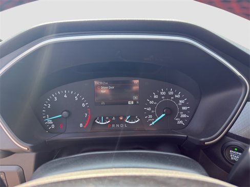 Used 2022 Ford Escape SEL w/ Equipment Group 302A image 11