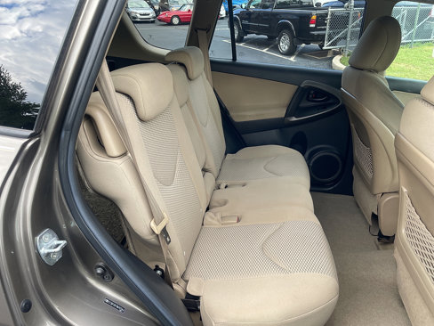 Used 2011 Toyota RAV4 4WD image 29