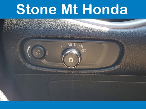 Used 2024 Chevrolet Malibu LT image 34