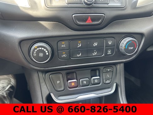 Used 2019 GMC Terrain SLE image 16