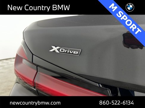 Used 2021 BMW 540i xDrive w/ M Sport Package image 11