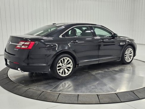 Used 2014 Ford Taurus Limited image 30
