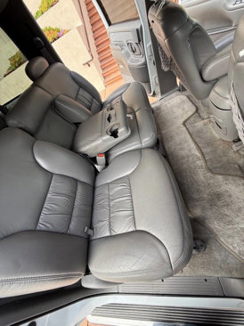 Used 1999 GMC Suburban 2WD w/ Marketing Opt Pkg 3 image 16