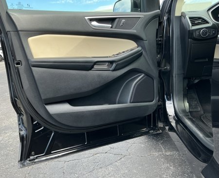 Used 2020 Ford Edge SEL image 68