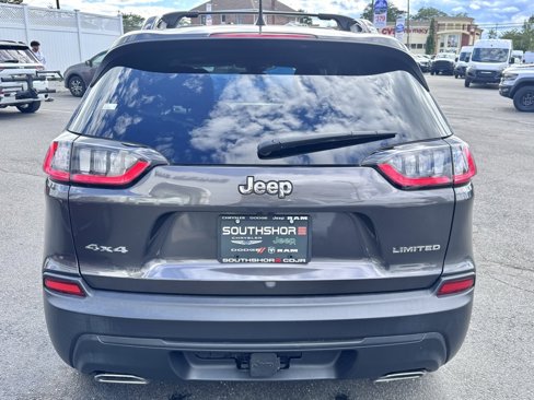 Certified 2022 Jeep Cherokee Limited w/ Mopar Interior Package image 6
