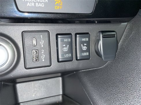 Certified 2024 Nissan Leaf SV Plus image 28