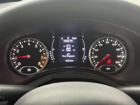 Used 2020 Jeep Renegade Latitude image 17