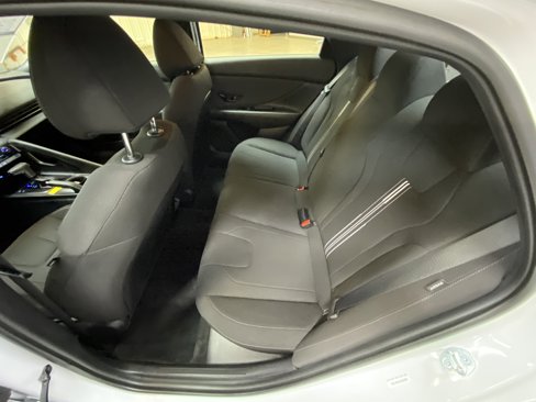 Used 2025 Hyundai Elantra Sport image 23