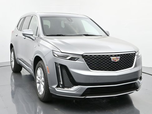 New 2025 Cadillac XT6 Luxury image 8