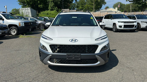Used 2022 Hyundai Kona Limited image 8