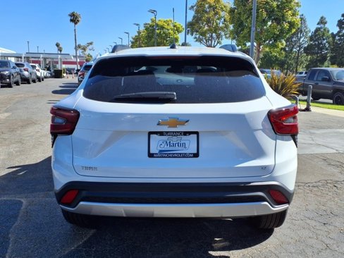 New 2025 Chevrolet Trax LT w/ Driver Confidence Package image 6
