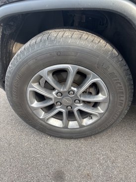 Used 2015 Jeep Grand Cherokee Limited image 3