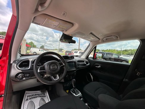 Used 2019 Jeep Renegade Latitude image 24