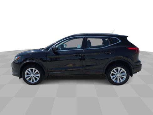Used 2018 Nissan Rogue Sport SV image 5