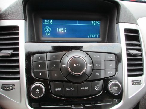 Used 2016 Chevrolet Cruze LS image 17